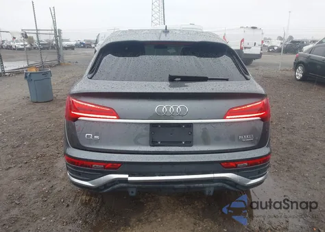 2023 Audi Q5 Sportback Premium 45 Tfsi S Line Quattro S Tronic z USA, uszkodzony, nr VIN WA14AAFY5P2090384